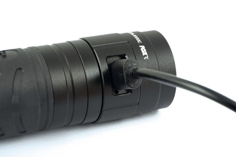 Fox Halo AL 1000 C Torc újratölthető zseblámpa 1000 lumen
