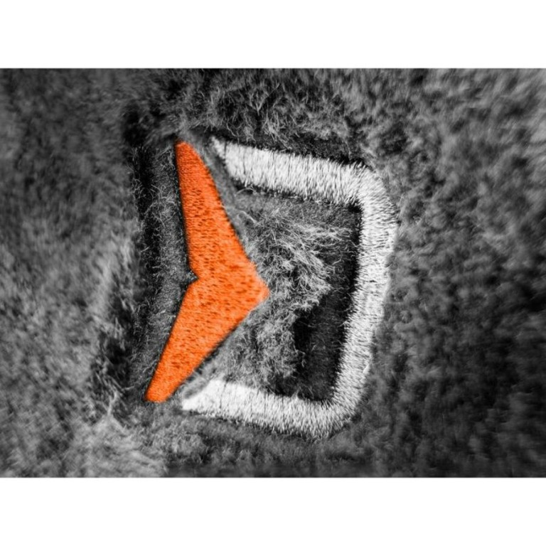 Delphin Atak! Boyar kucsma