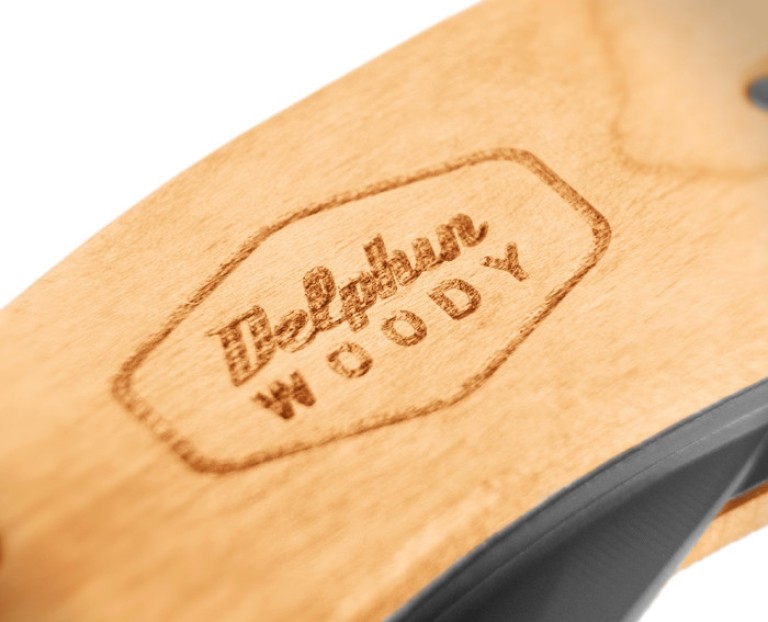 Delphin Woody zsebkés