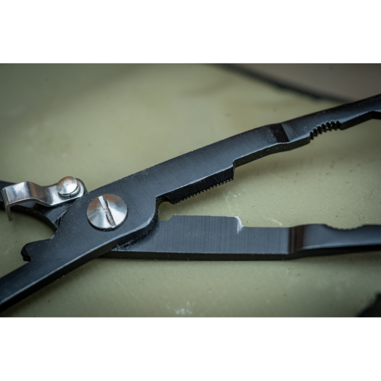 Korum Multi Tool - Univerzális fogó