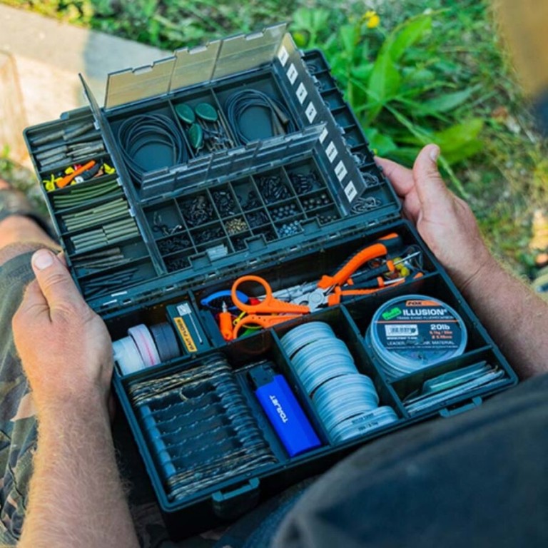 Fox Edges Medium Tackle Box - Szerelékes doboz M