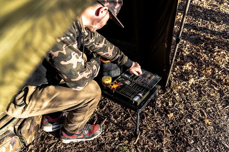 Fox Bivvy Table - Szerelékes sátor asztal