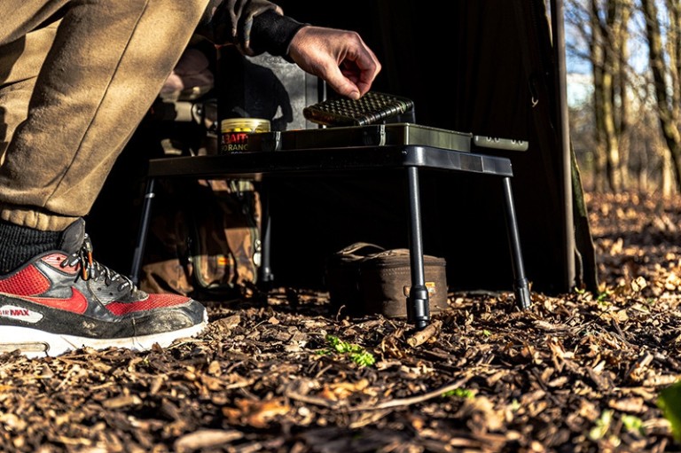 Fox Bivvy Table - Szerelékes sátor asztal