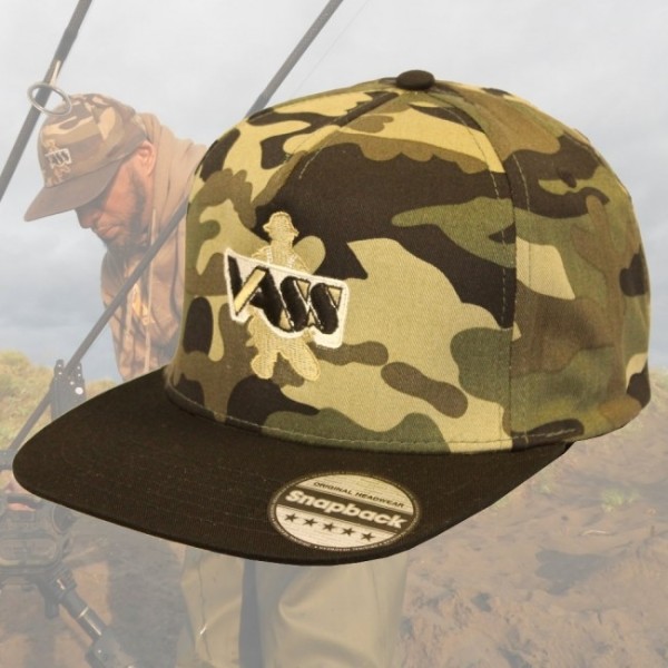 Vass Snapback Camo With Black Peak - Baseball sapka