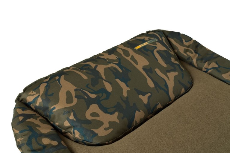 Fox Flatliner 8 leg Bedchair - Ágy