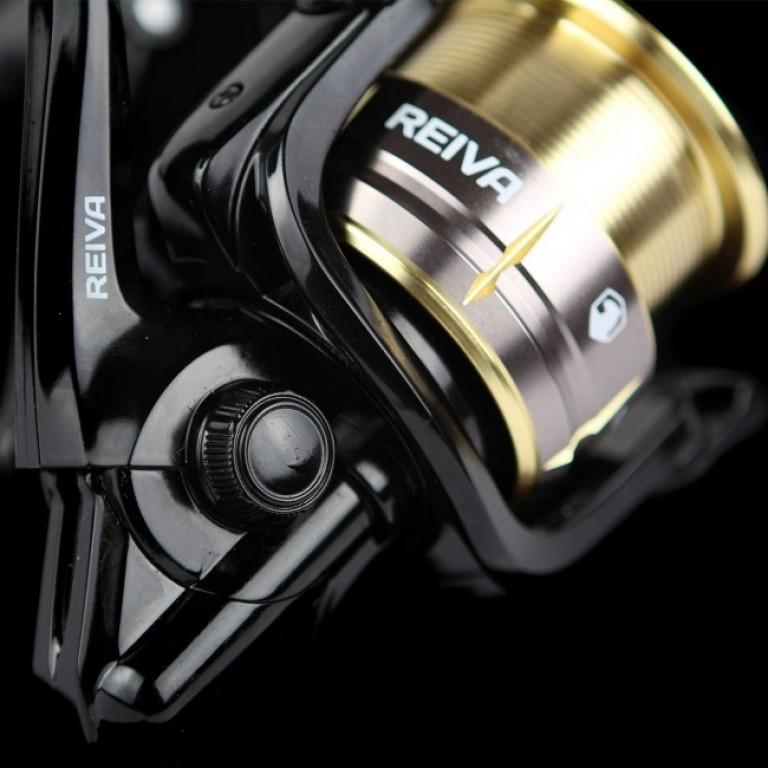 Reiva Seahawk 4000 pergető orsó