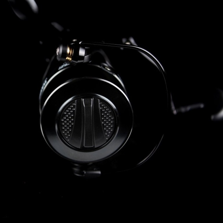 Nevis Flashback 5000 4+1cs nyeletőfékes orsó