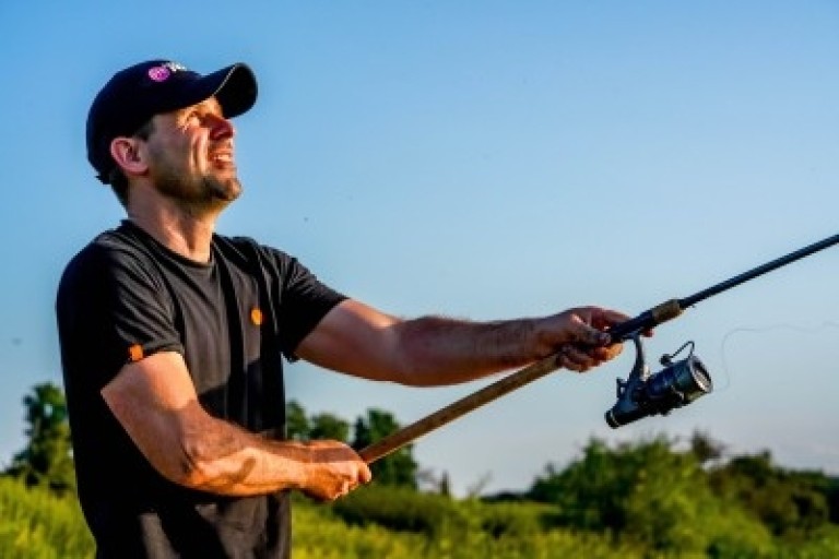 Guru Tackle N-Gauge Specimen 5000 nyeletőfékes orsó