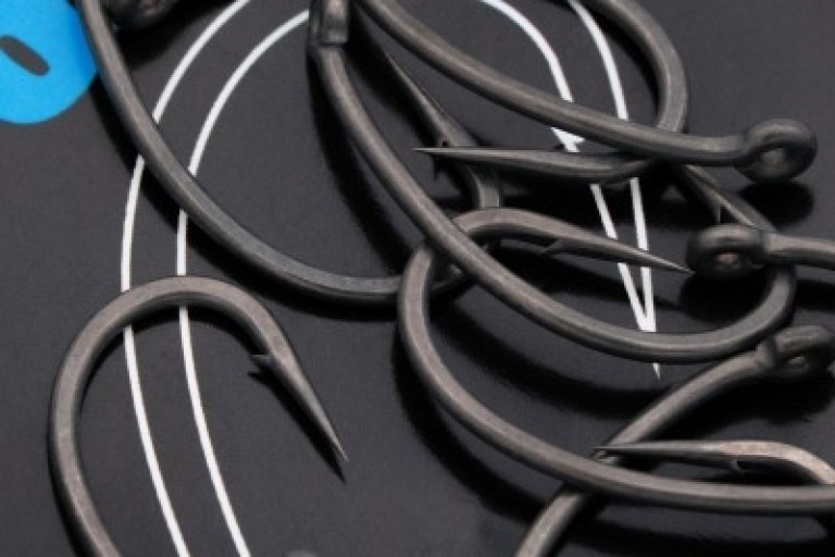 Korda Kurv Shank - Szakállas horog