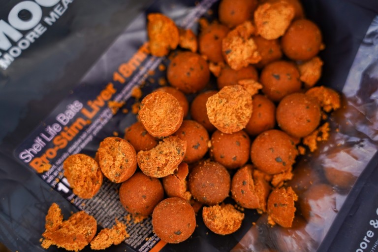 CC Moore Pro-Stim Liver Boilies 24 mm 1 kg