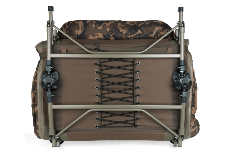 Fox R-Series Sleep System Camo - Terepszínű ágy + hálózsák