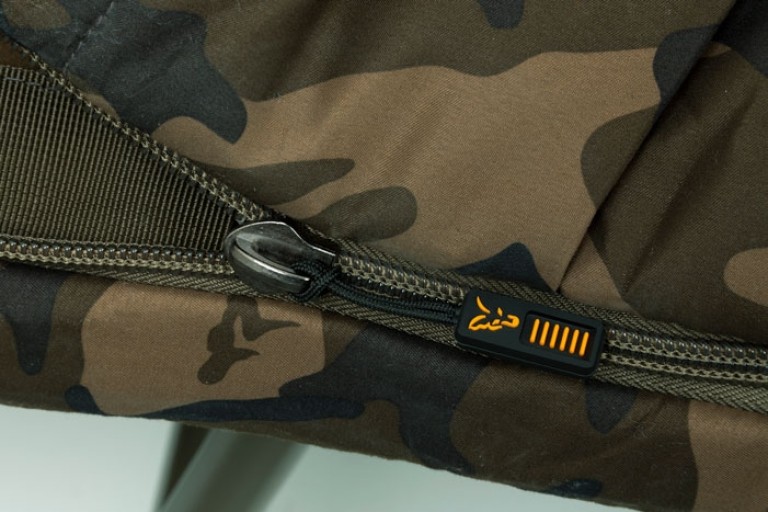 Fox R-Series Sleep System Camo - Terepszínű ágy + hálózsák