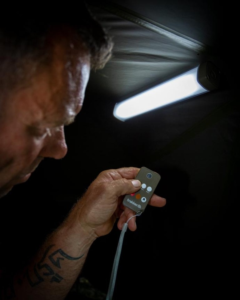 Trakker Nitelife Bivvy Light Remote 200 - Sátorlámpa Távirányítóval
