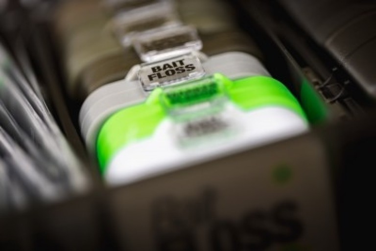 Korda Unwaxed Bait Floss 30 m - Viaszmentes csalirögzítő zsinór