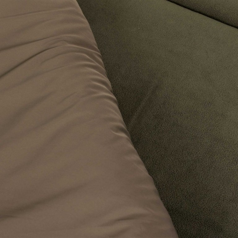 Trakker RLX 8 Wide Camo Bed System - Széles Terepszínű Ágyrendszer