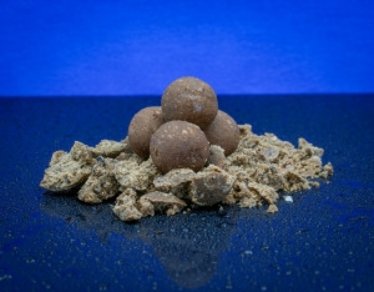 Bait Bait Álmok Tengere bojli tartósított 20 mm 1 kg