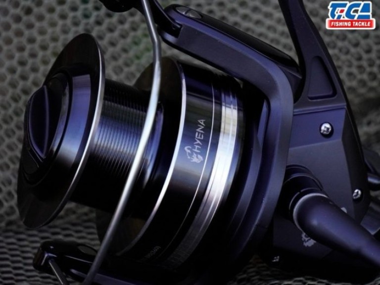 Tica Hyena 10000 - Elsőfékes Harcsázó Orsó