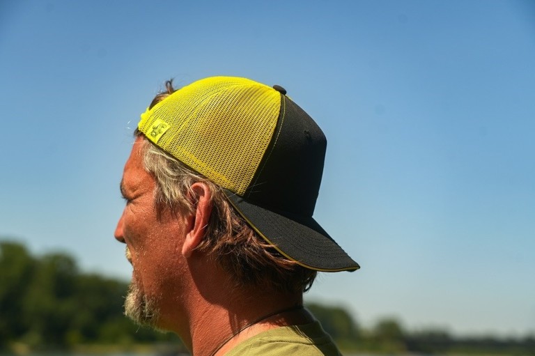 Black Cat Black And Yellow Trucker Cap - Baseball Sapka