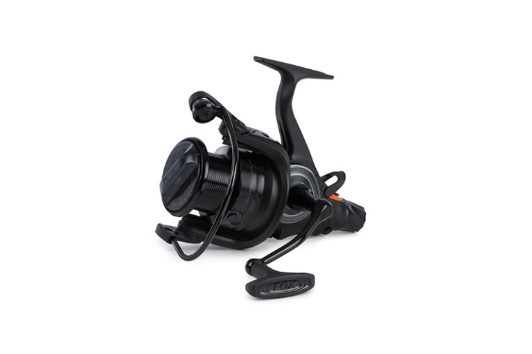 Fox Eos 8000 FS - Nyeletőfékes orsó