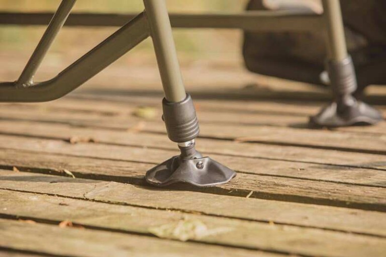 Solar Undercover camo bedchair - Horgászágy
