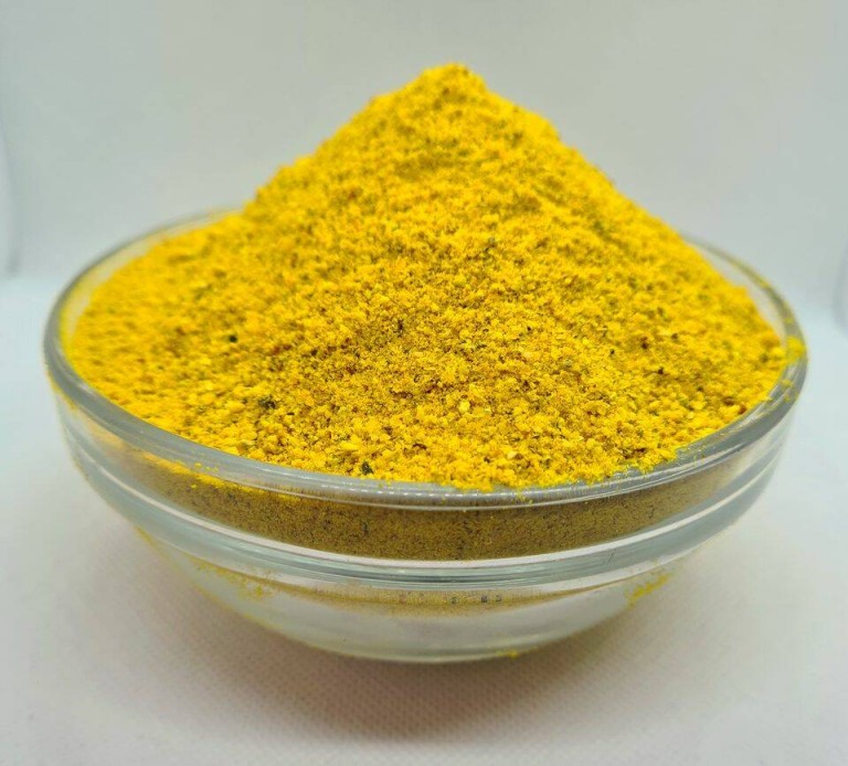 Halak Nyomában Feeder Complex Etetőanyag Ananász-Kagyló