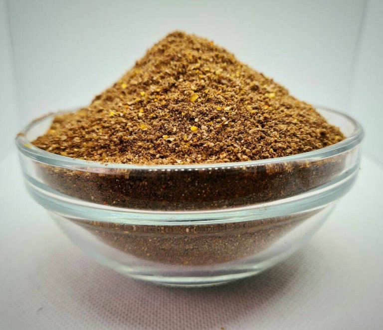 Halak Nyomában Feeder Complex Etetőanyag Mogyoró-Tigrismogyoró