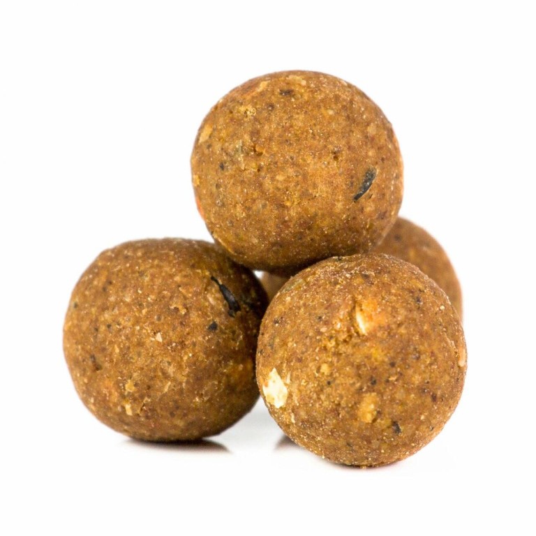 Mikbaits Bloody Capelin boilies Frankfurti Kolbász 2,5 kg 24 mm