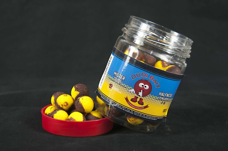 Dudi Bait Csalizó Bojli 20 mm Mister Dudi Halfness Pineapple 100 g
