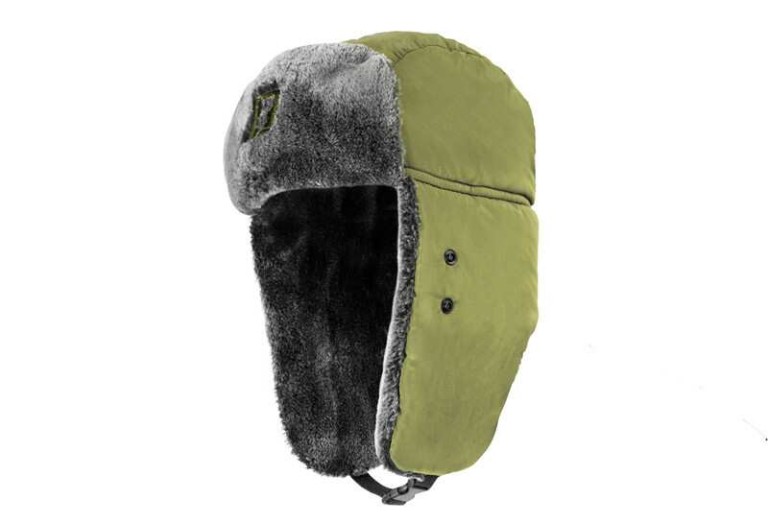 Delphin BOYAR kucsma