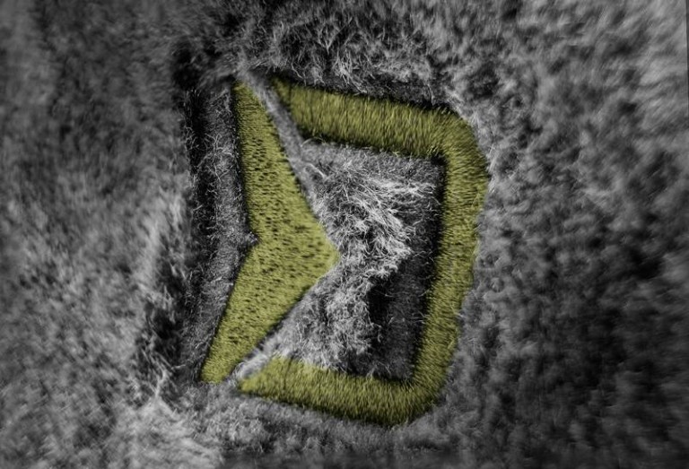 Delphin BOYAR kucsma