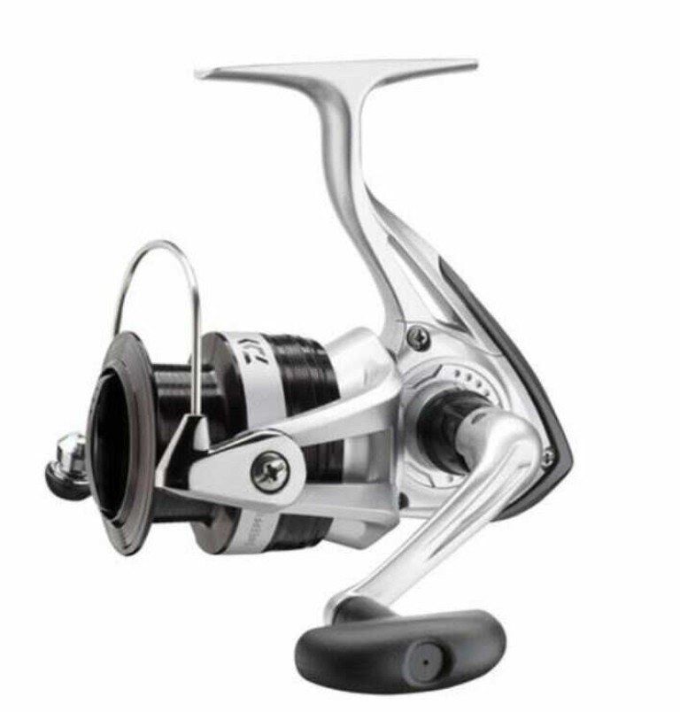 Daiwa Sweepfire E 3500 C elsőfékes orsó
