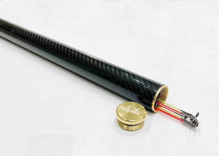 Top Mix Carbon feeder spicctartó 30 x 600 mm