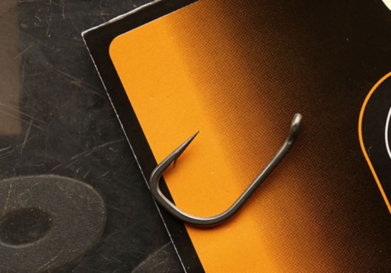 Fox Edges Armapoint Wide Gape Straight Hook - Szakállas horog